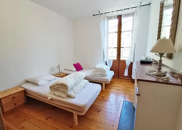 Le Petit Cerf, T3, Wifi, Cave Appartement Bagnères-de-Luchon