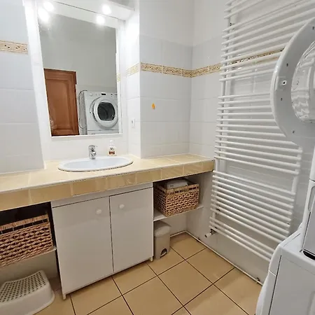 Apartment Le Petit Cerf, T3, Wifi, Cave *